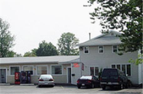 Charlie'S Motel Frostburg Exterior photo